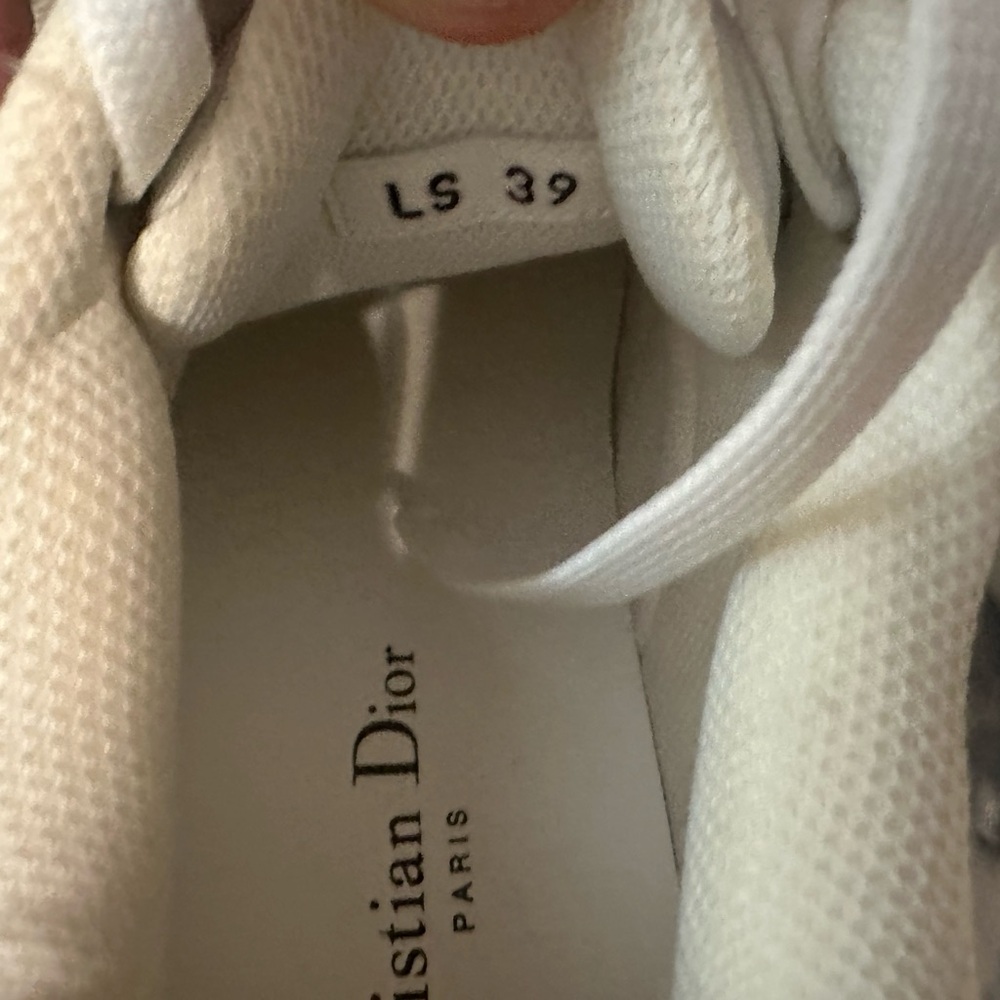Women’s Dior Addict shoes - Picture 3 of 10